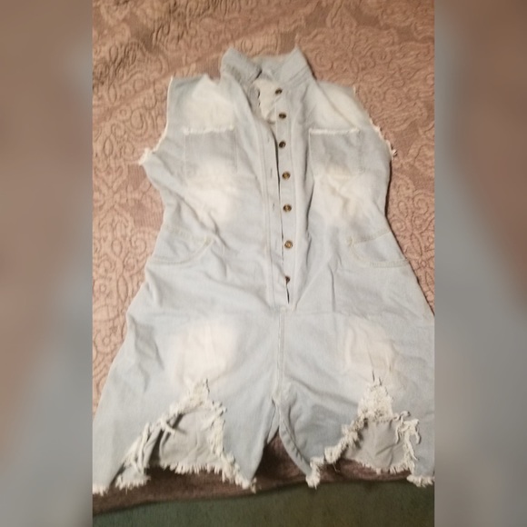 📍SOLD📍 - Picture 3 of 4